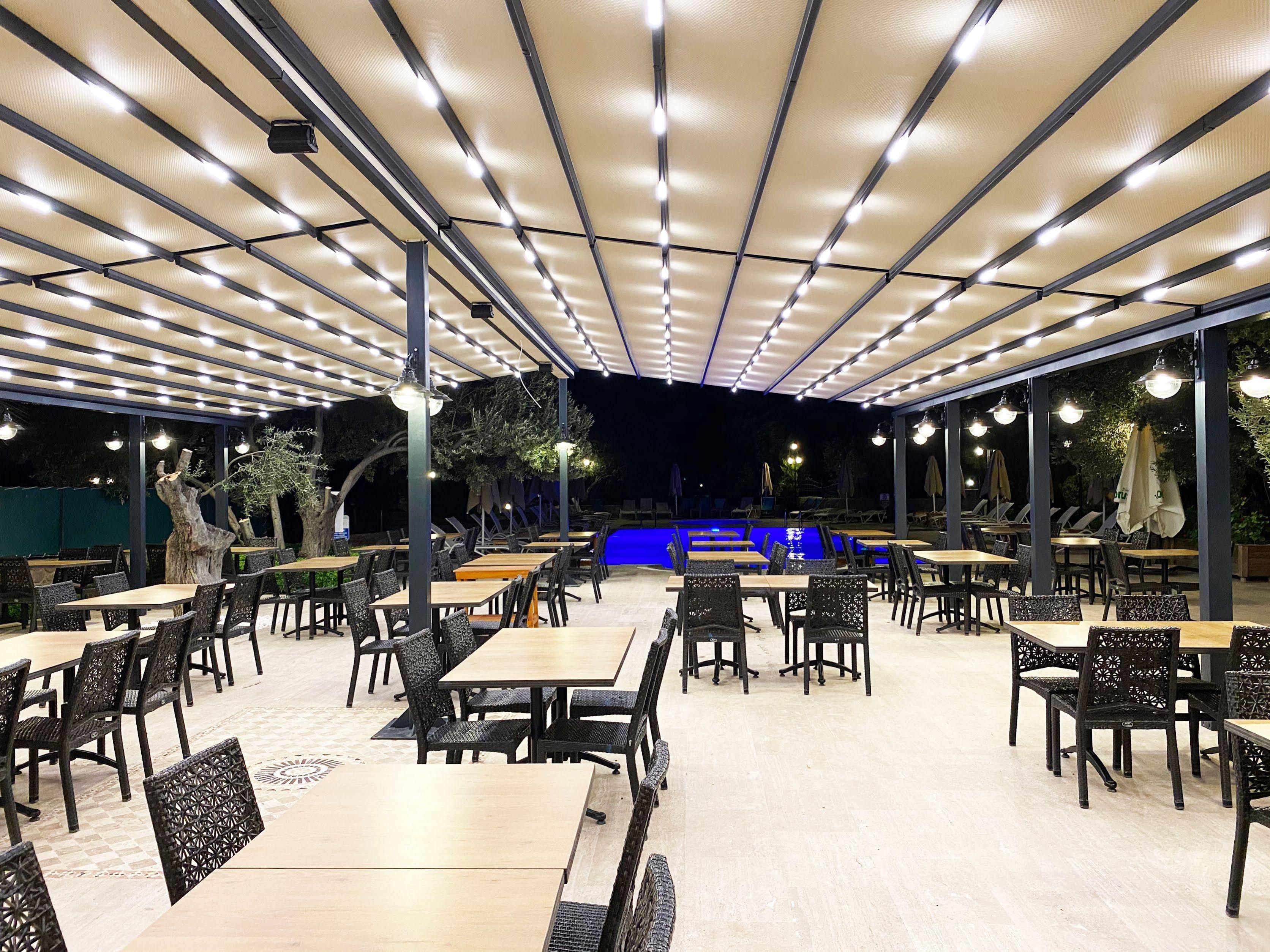 Assos Park Hotel Экстерьер фото