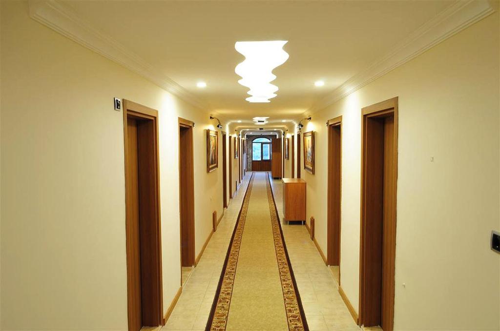 Assos Park Hotel Экстерьер фото